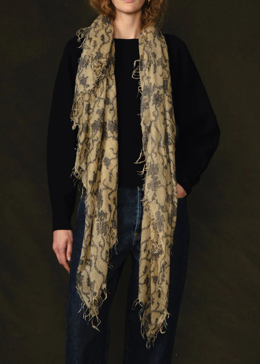 Chan Luu Silk Cashmere Scarf | Ecru Kantha Floral