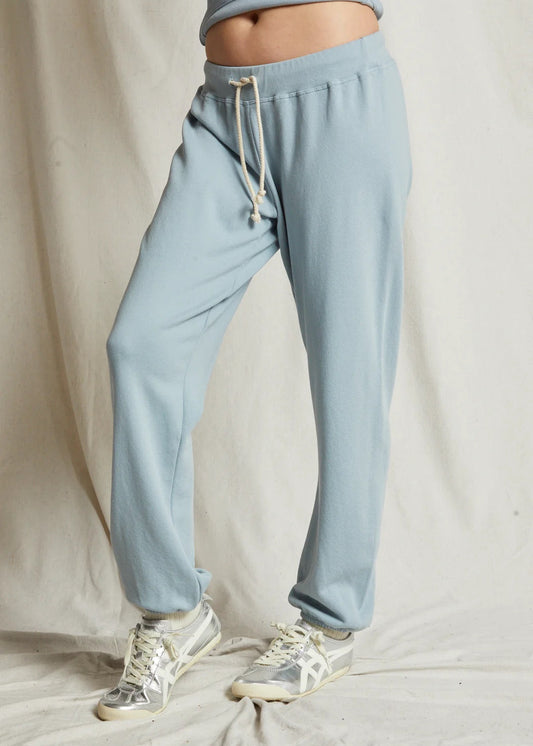 Perfect White Tee Toni French Terry Jogger Mountain Blue