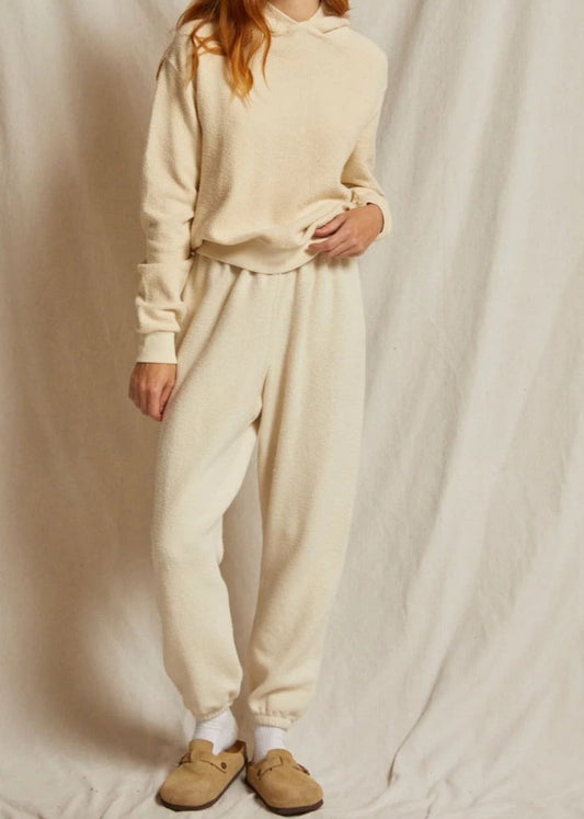 Perfect White Tee Fleetwood Inside Out Fleece Jogger Sugar