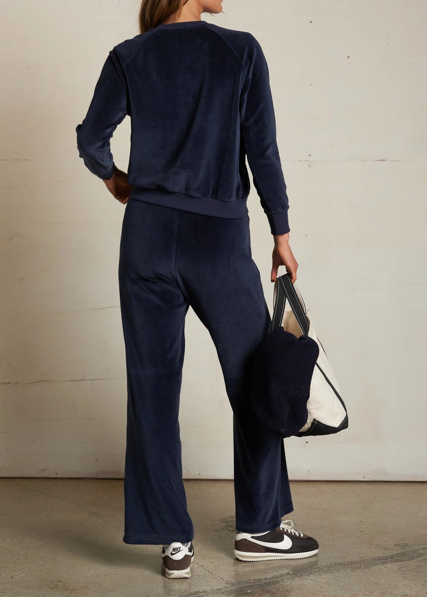 Perfect White Tee Stella Velour Crewneck Sweatshirt | Navy