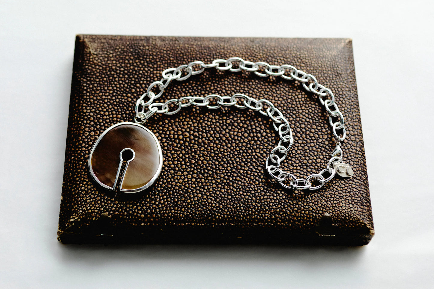 Chan Luu Padlock Necklace Brown Horn