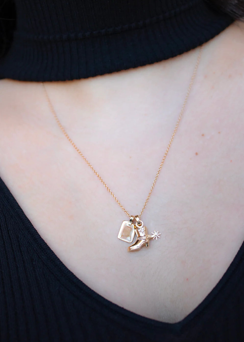 SCOSHA The Spur Spin Charm in 10k Gold