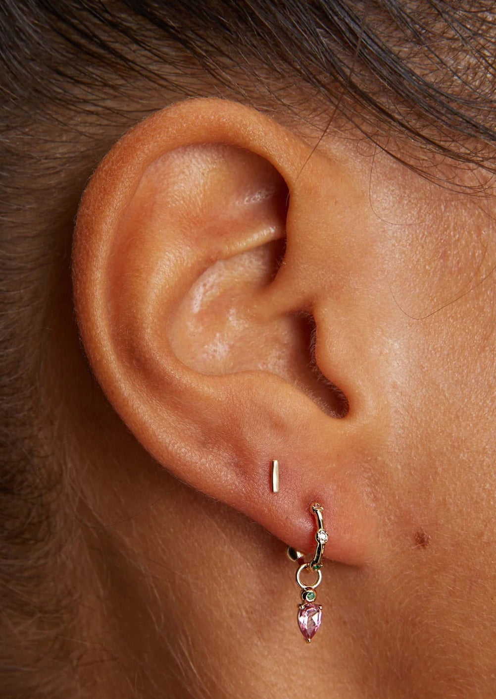 SCOSHA 10k Gold Tinsel Stud Earrings