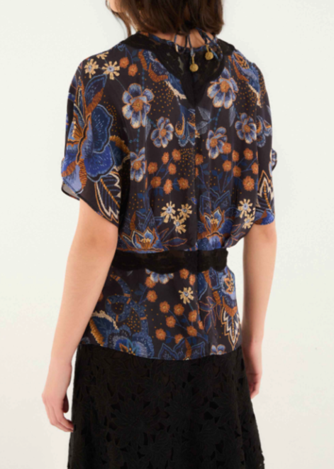 FARM Rio Snakes Bouquet Black Blouse