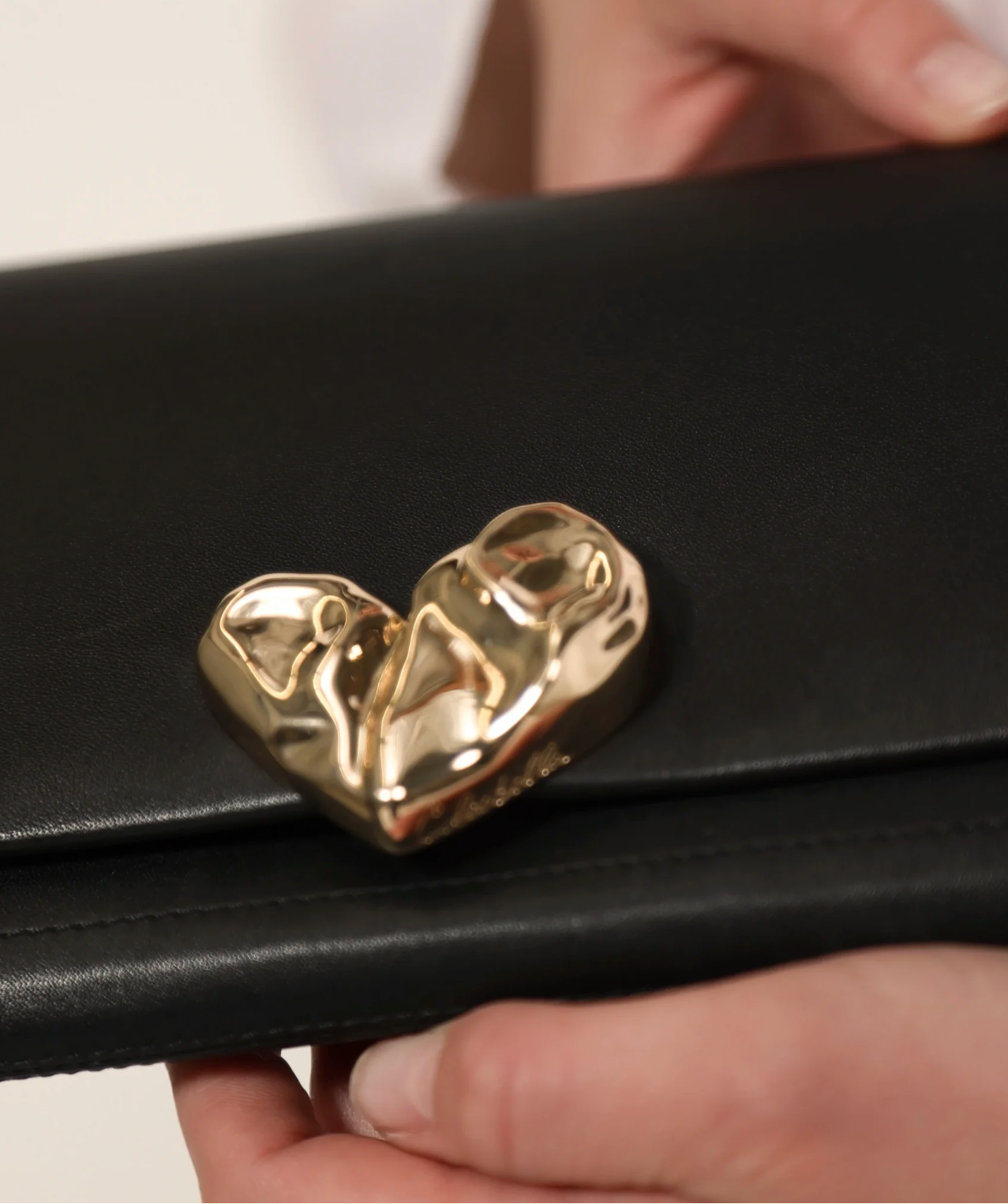 Cleobella Coeur Wallet Clutch | Black/Gold