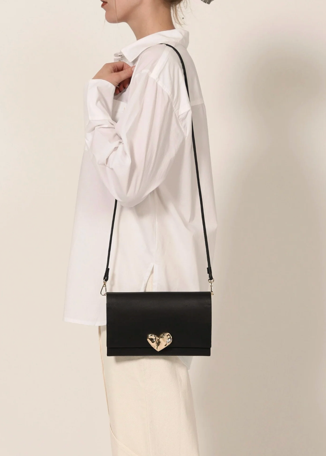 Cleobella Coeur Wallet Clutch | Black/Gold