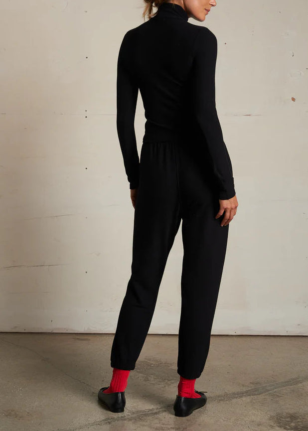 Perfect White Tee Mare Brushed Sweater Jogger | True Black