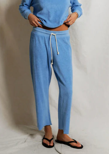 Perfect White Tee Eliana Loop Terry Capri Pant | Pacific Blue