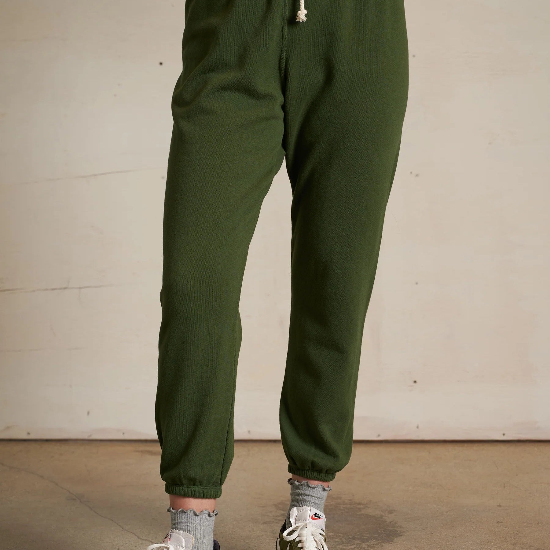 Perfect White Tee Johnny French Terry Easy Sweatpant | Fern Green