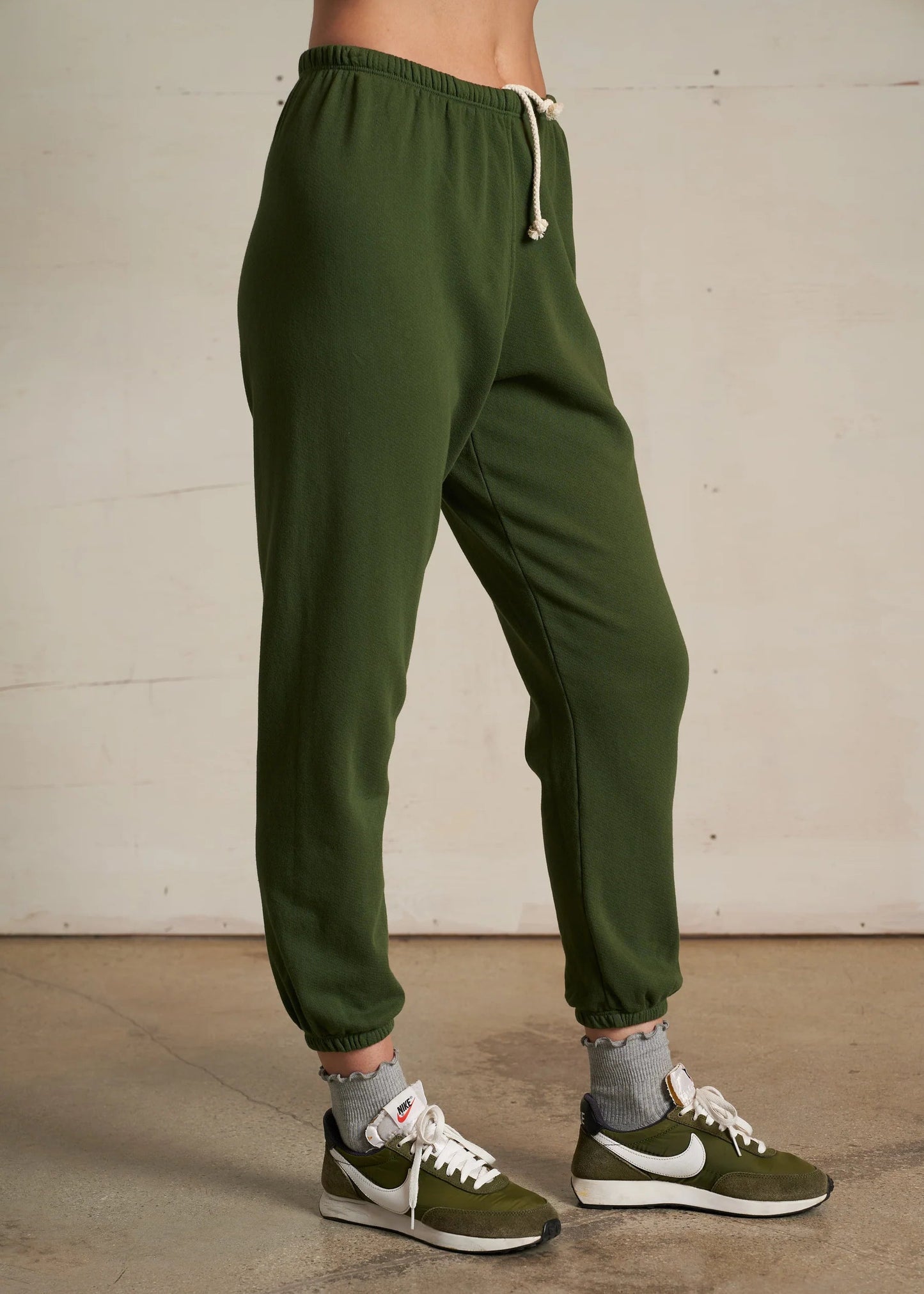 Perfect White Tee Johnny French Terry Easy Sweatpant | Fern Green