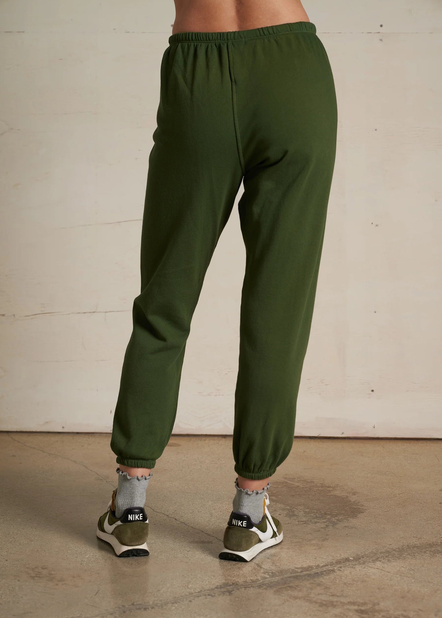 Perfect White Tee Johnny French Terry Easy Sweatpant | Fern Green