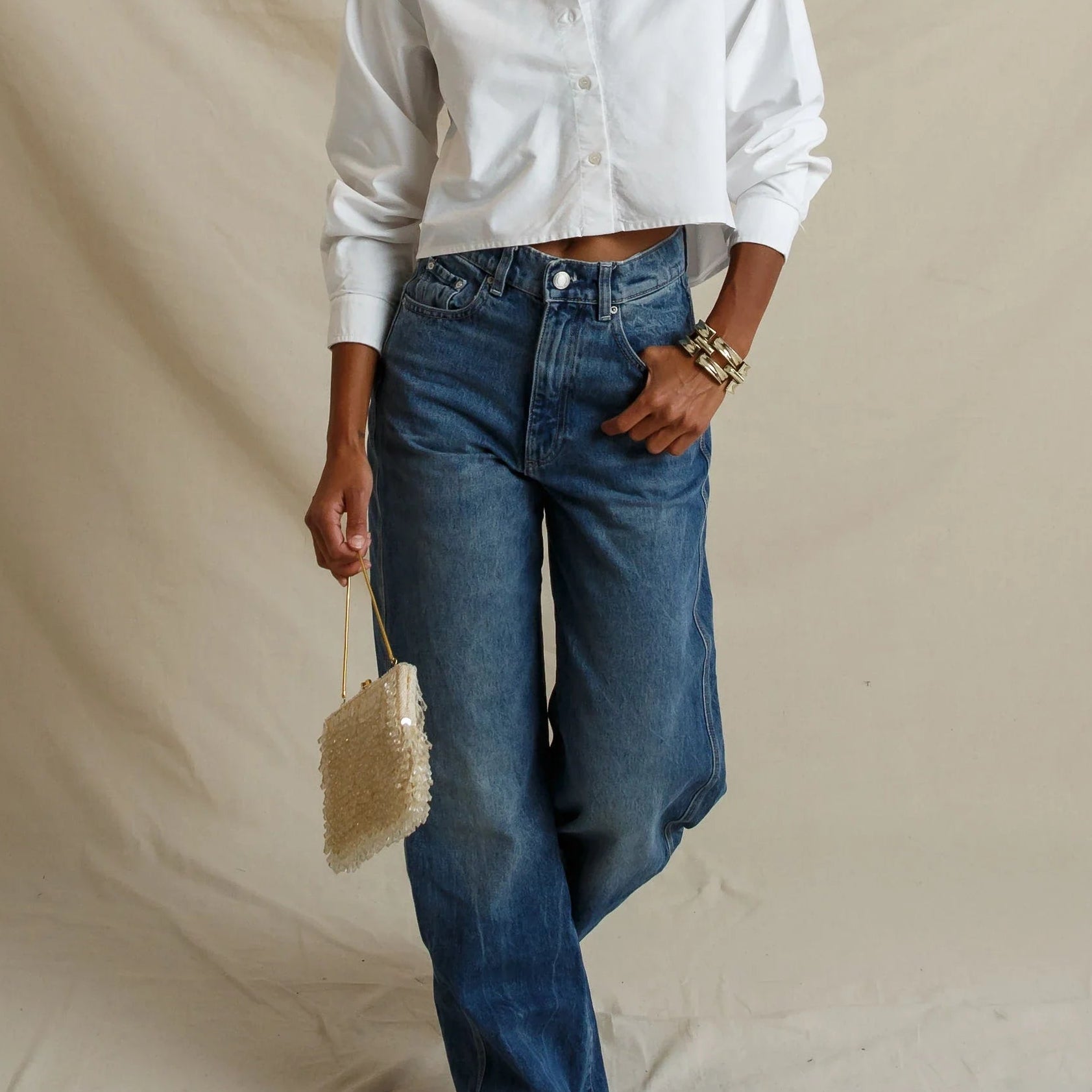 Perfect White Tee Naomi Oxford Cotton Long Sleeve Cropped Button Up | White