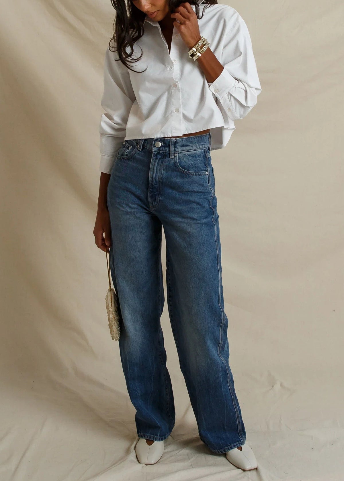 Perfect White Tee Naomi Oxford Cotton Long Sleeve Cropped Button Up | White