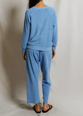 Perfect White Tee Eliana Loop Terry Capri Pant | Pacific Blue