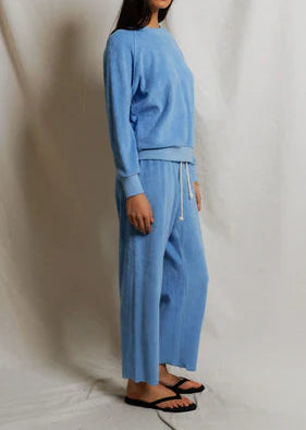 Perfect White Tee Eliana Loop Terry Capri Pant | Pacific Blue