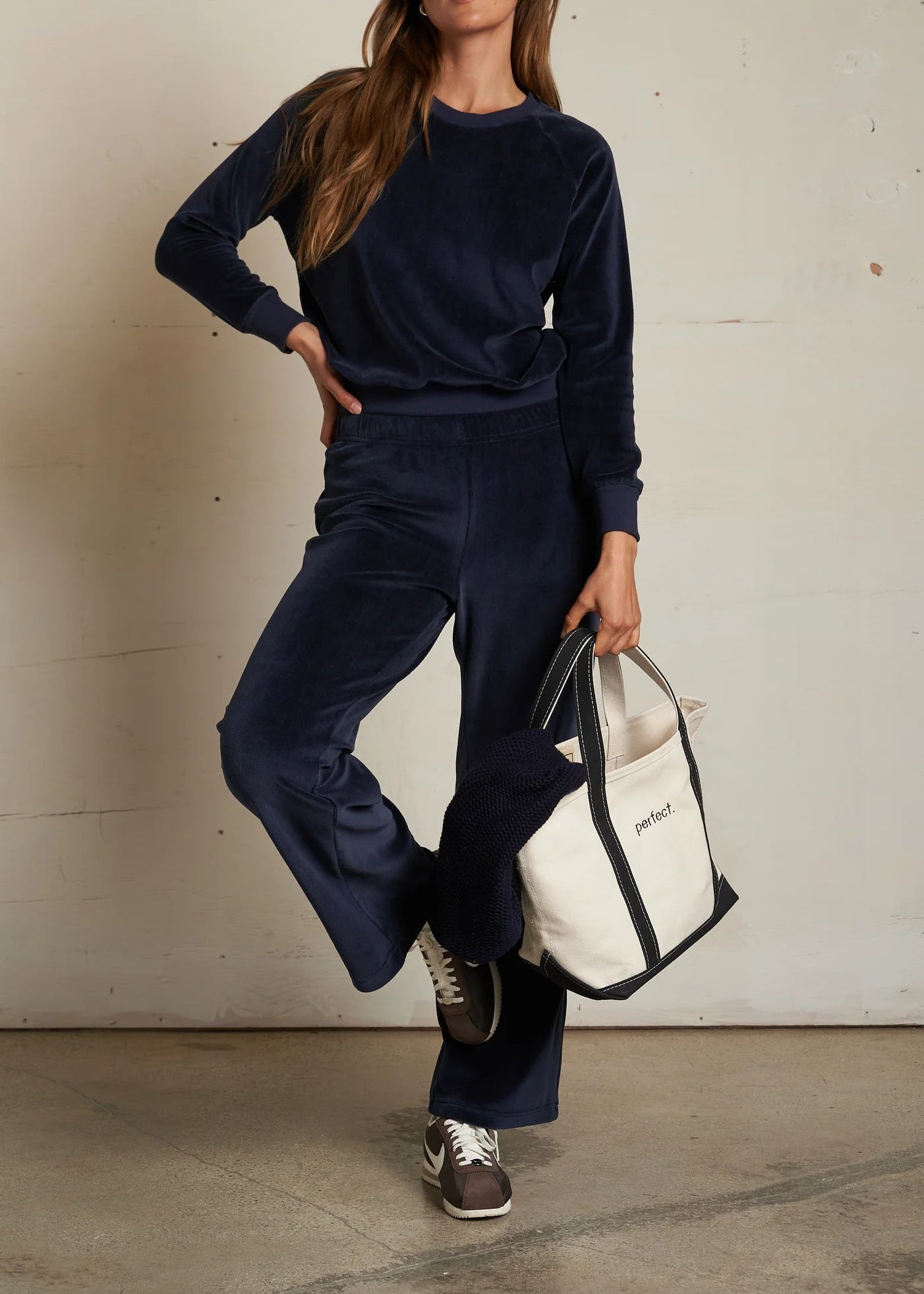 Perfect White Tee Stella Velour Crewneck Sweatshirt | Navy