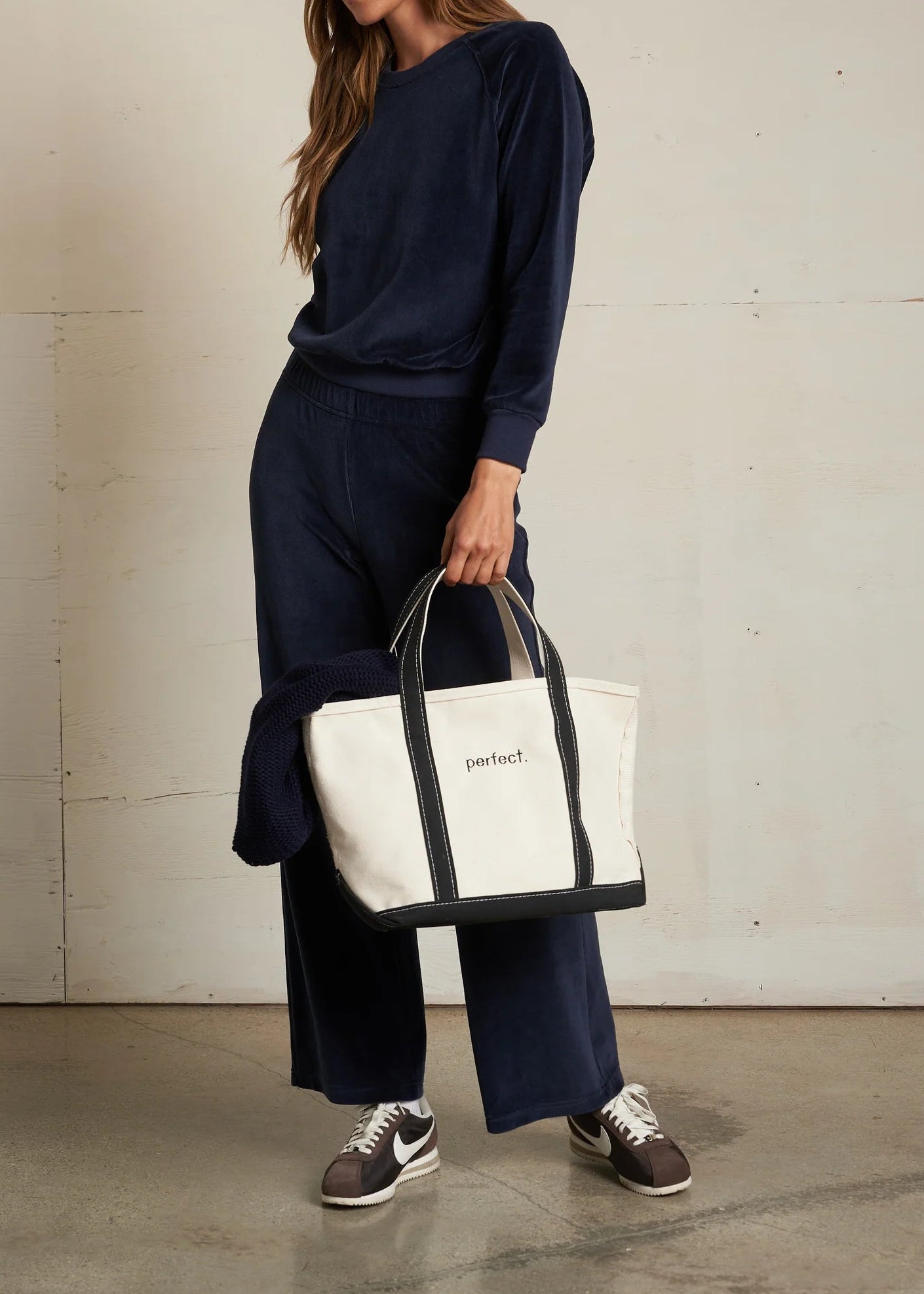 Perfect White Tee Stella Velour Crewneck Sweatshirt | Navy