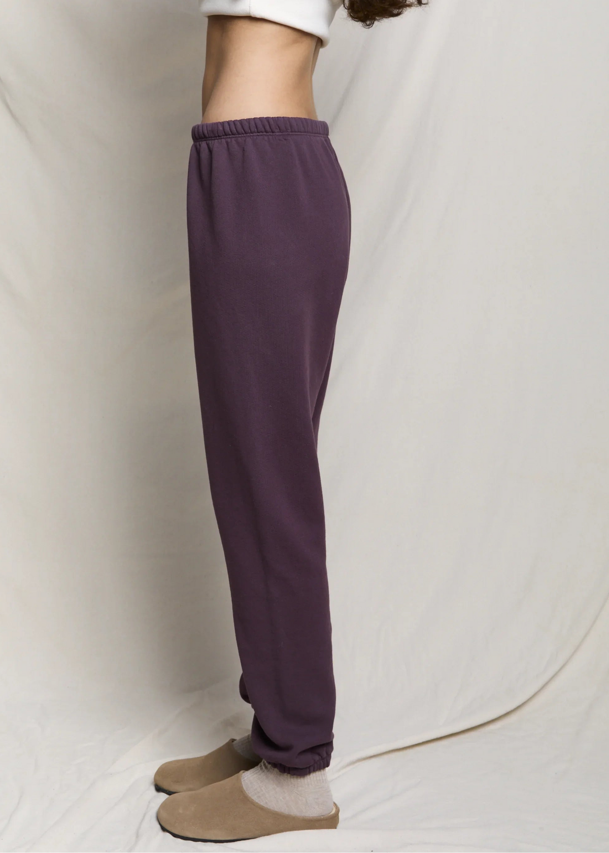 Perfect White Tee Stevie Fleece Easy Sweatpant | Cherry Lacquer