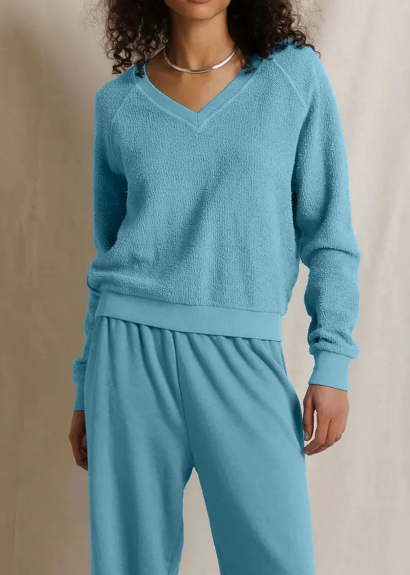 Perfect White Tee Ziggy Reverse Fleece V Neck | Milky Blue