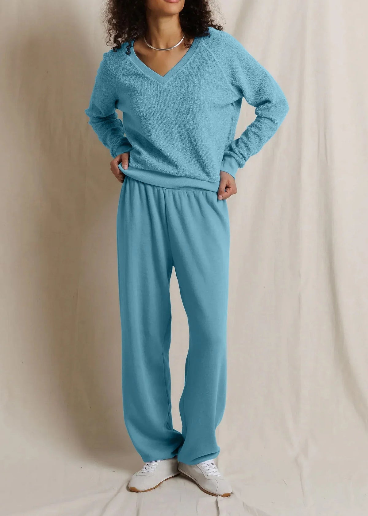 Perfect White Tee Ziggy Reverse Fleece V Neck | Milky Blue